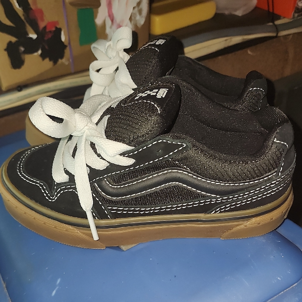 Vans Caldrone Boys Black  Sneakers